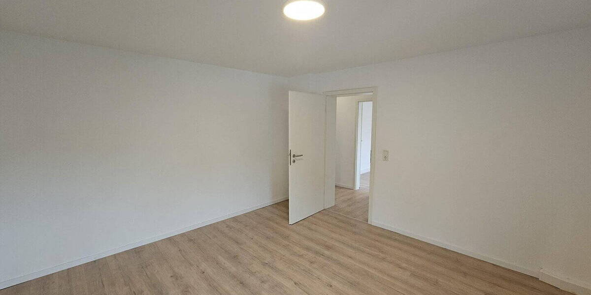 Etagenwohnung Schiffweiler - 3 Zimmer, 57 m&sup2;, 570&euro; | Angebot:26627744