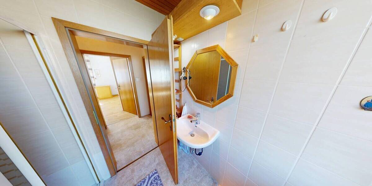 Mehrfamilienhaus, Wohnhaus Bad Sachsa - 5 Zimmer, 183 m&sup2;, 168.900&euro; | Angebot:26378711