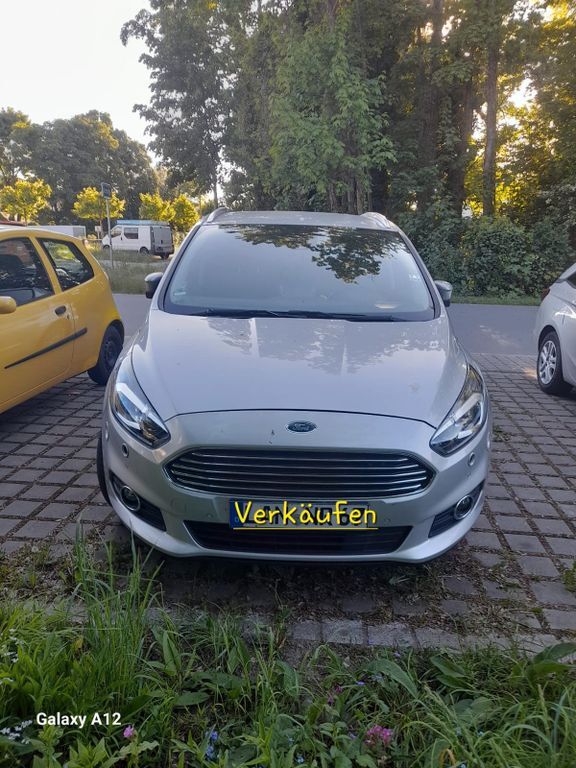 S-Max