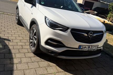 Opel Grandland (X) 176.000 km 8.500 &euro; Mössingen 72116