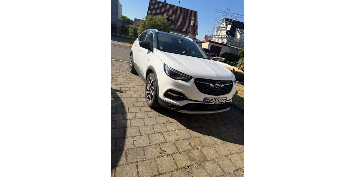 Opel Grandland (X) 176.000 km 8.500 &euro; Mössingen 72116