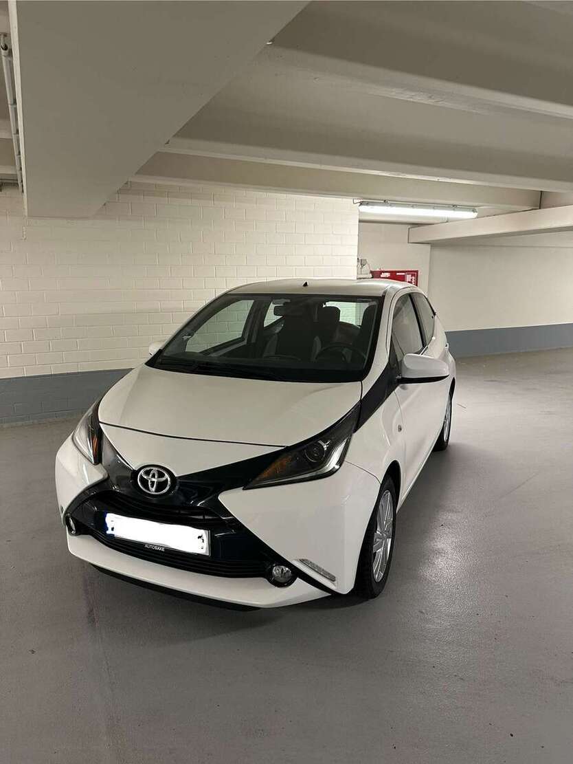 Toyota Aygo 34.471 km 7.600 € Mannheim 68169