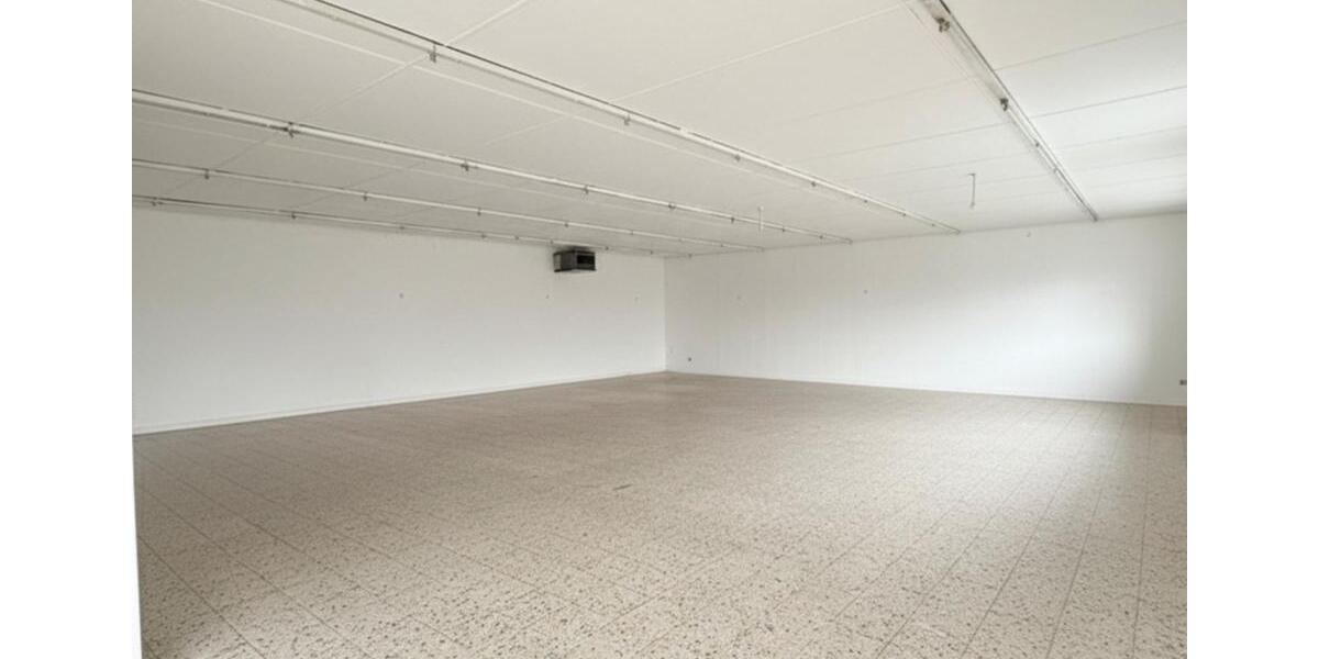 Gewerbeobjekt Schloß Holte-Stukenbrock Stukenbrock - 1.400&euro; | Angebot:26105098