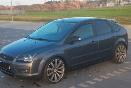 Ford Focus 126.000 km 2.750 &euro; Haselünne 49740