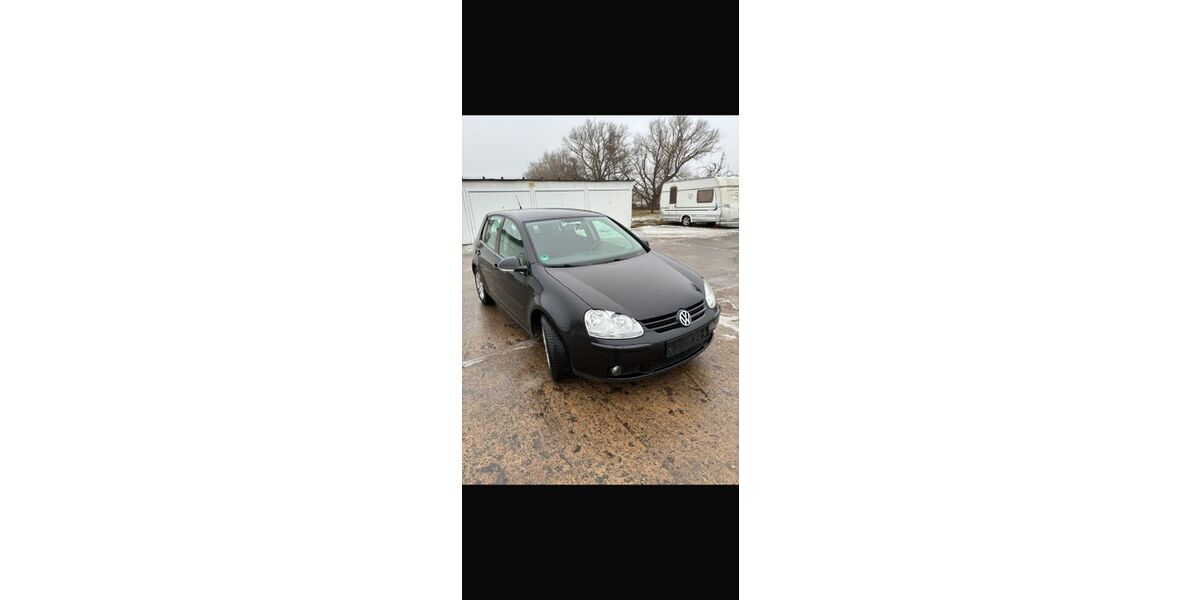 VW Golf 206.000 km 1.399 &euro; Etzin 14669
