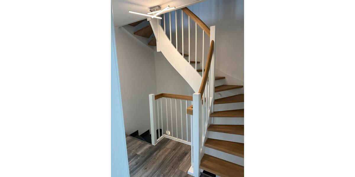 Doppelhaushälfte Wolfsburg Detmerode - 5 Zimmer, 160 m&sup2;, 1.650&euro; | Angebot:26375607