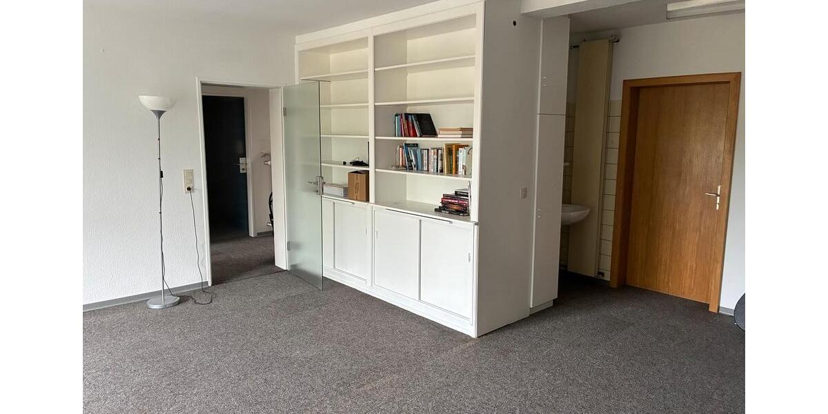 Einfamilienhaus Gummersbach - 8 Zimmer, 220 m&sup2;, 1.900&euro; | Angebot:26340217