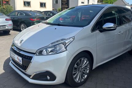 Peugeot 208 48.294 km 10.900 &euro; Beckingen 66701