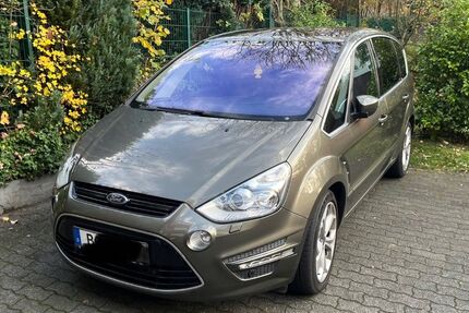 Ford S-Max 194.000 km 8.000 € Bochum 44795