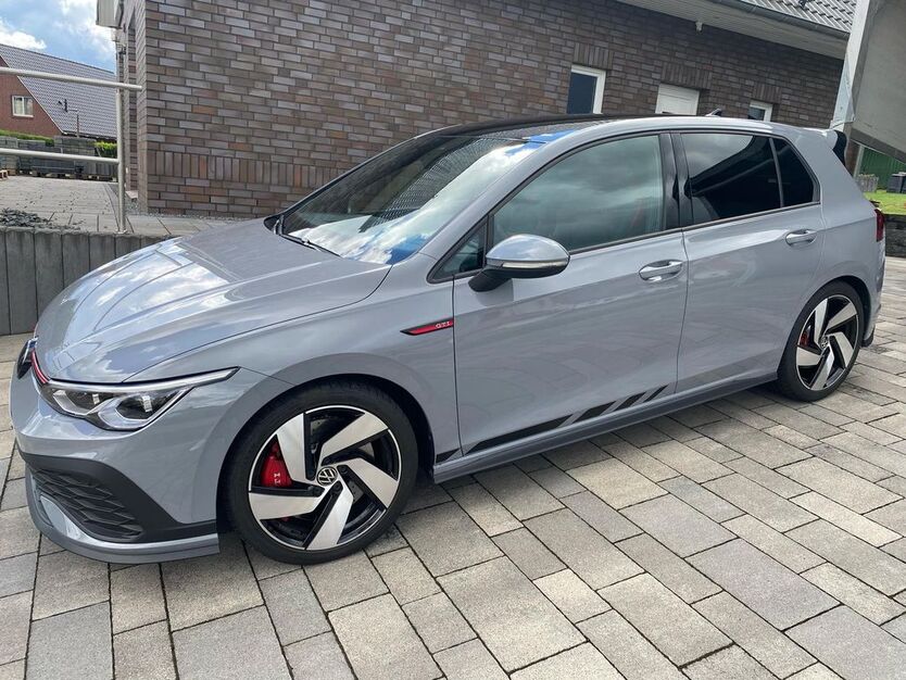 VW Golf 19.500 km 32.600 € Schauenburg 34270