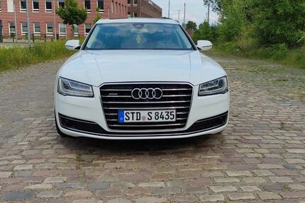 Audi A8 170.000 km 16.950 &euro; Stade 21684