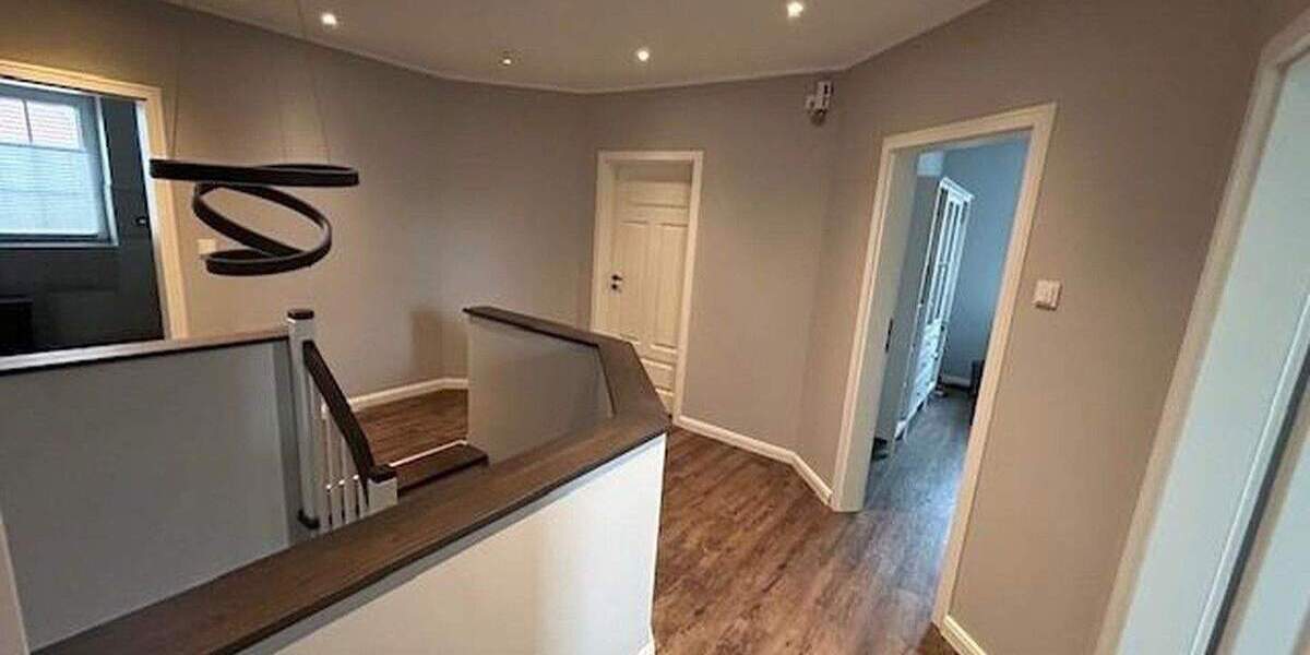 Einfamilienhaus Barßel Elisabethfehn - 8 Zimmer, 280 m&sup2;, 779.000&euro; | Angebot:25733294