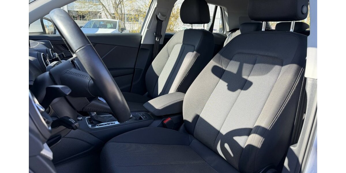 Audi Q2 35 TFSI S-Tronic / Sitzheizung / AKH 77.000 km 19.990 &euro; Donauwörth 86609