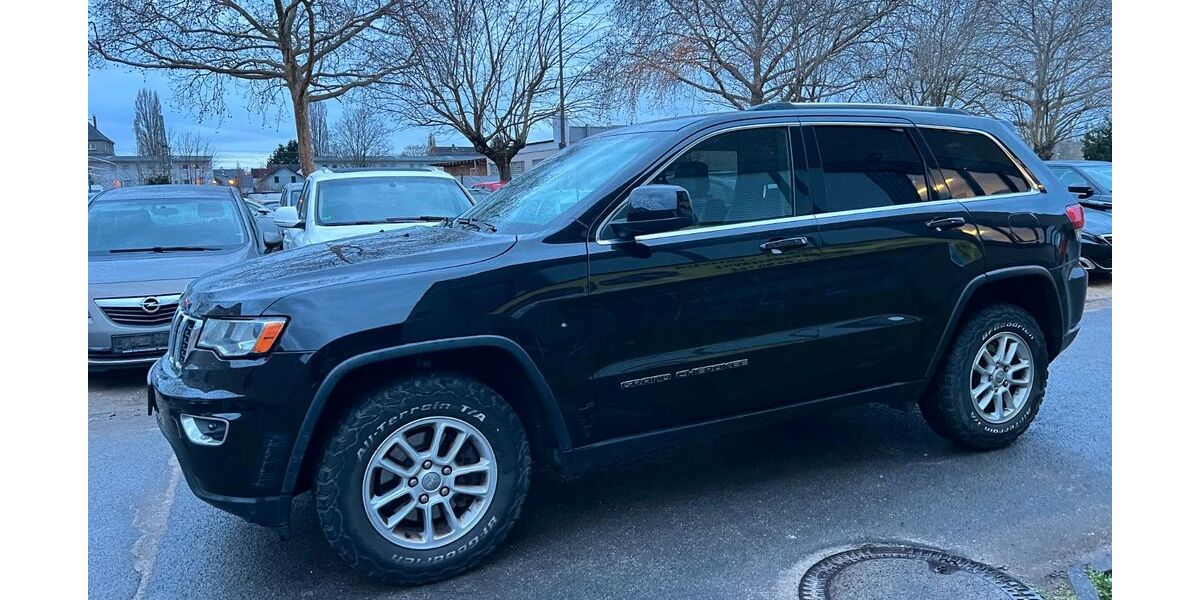Jeep Grand Cherokee 113.500 km 16.700 &euro; Frankfurt am Main 65933