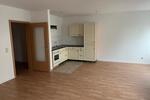 Coswig: Bad mit Wanne und Dusche und offene Küche mit EBK - Etagenwohnung Coswig Coswig | Angebot:27312827