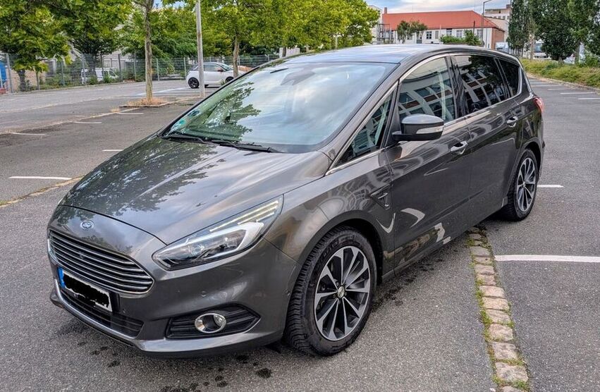 S-Max