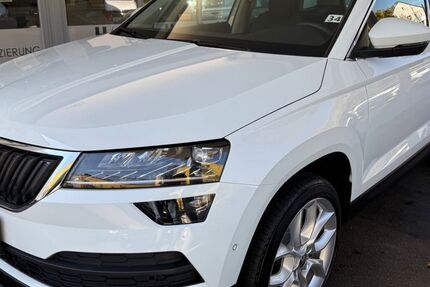 Skoda Karoq 137.324 km 15.999 &euro; München 81549