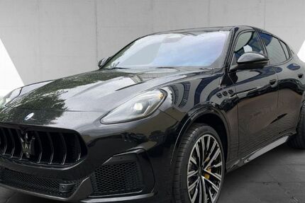 Maserati Grecale 5.228 km 112.350 &euro; Hamburg 20537