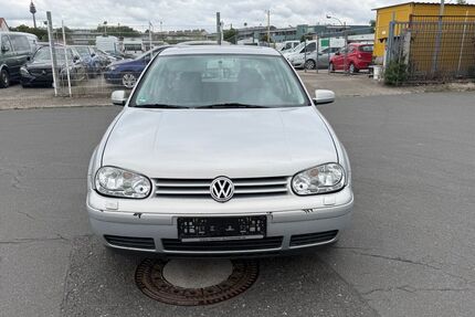VW Golf 127.000 km 1.999 &euro; Fürth 90762