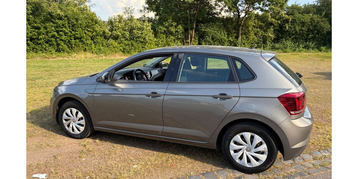 VW Polo 130.439 km 12.490 &euro; Bonn 53229