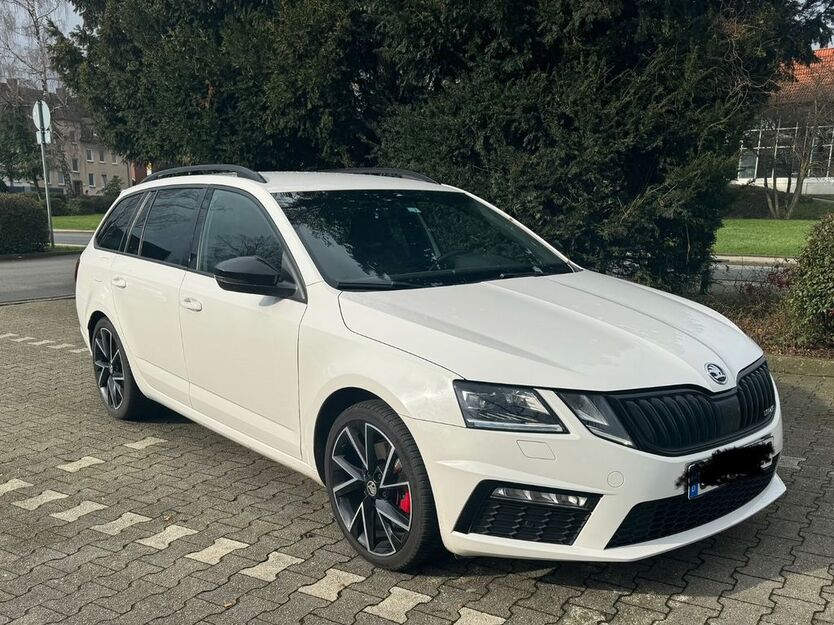Skoda Octavia 200.000 km 12.650 € Bergkamen 59192
