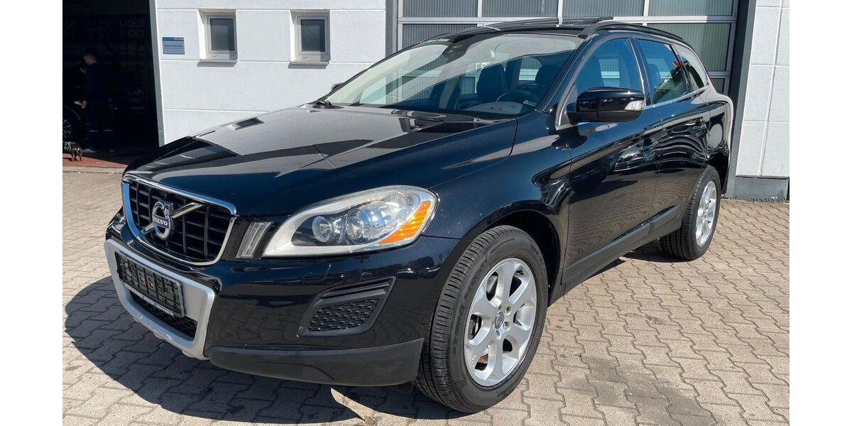 Volvo XC60 126.786 km 16.280 &euro; Heidenheim an der Brenz 89520