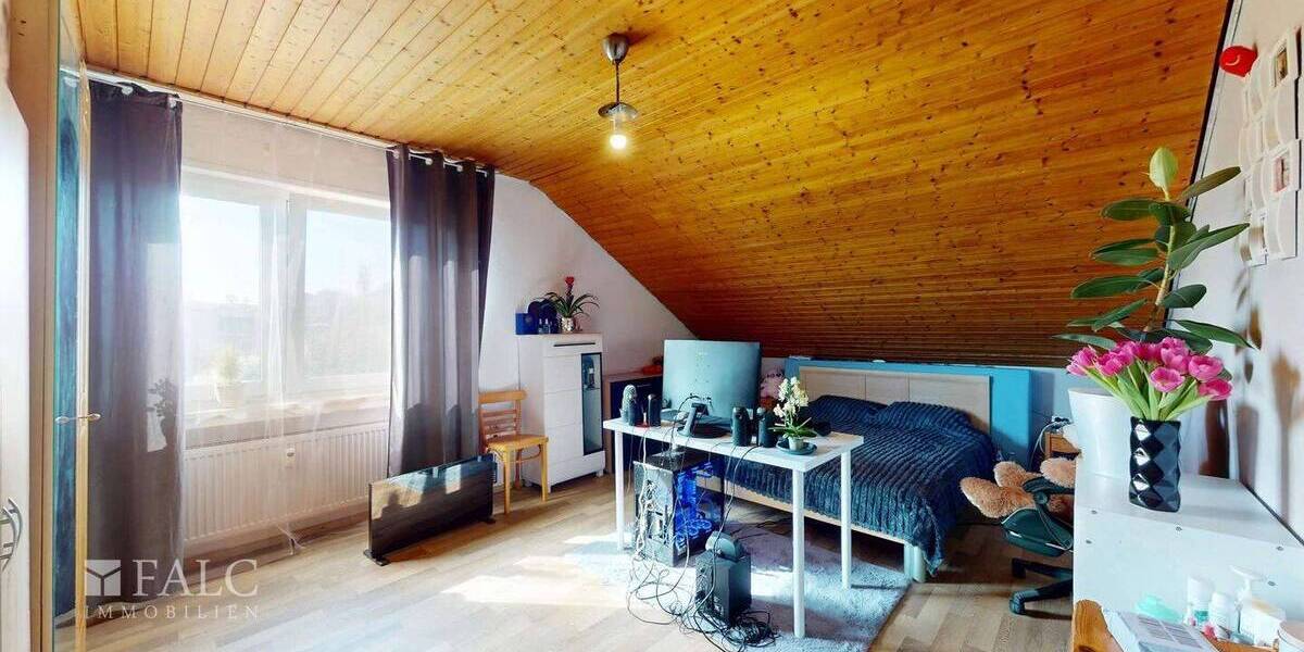 Mehrfamilienhaus, Wohnhaus Östringen Tiefenbach - 9 Zimmer, 220 m&sup2;, 750.000&euro; | Angebot:26160521