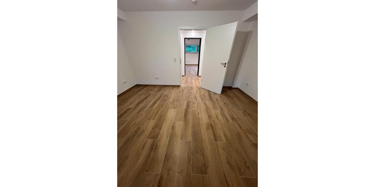 Etagenwohnung Sundern (Sauerland) - 4 Zimmer, 60 m&sup2;, 450&euro; | Angebot:26409894