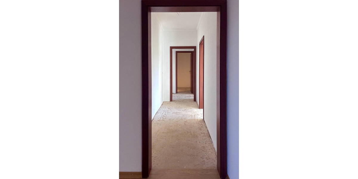 Etagenwohnung Hoyerswerda - 3 Zimmer, 109 m&sup2;, 153.000&euro; | Angebot:26015854