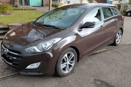 Hyundai i30 94.000 km 10.900 &euro; Stutensee 76297