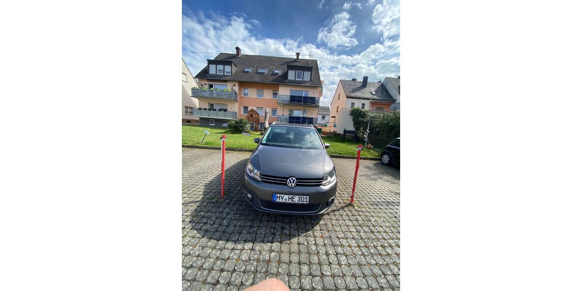 VW Touran 161.772 km 12.600 &euro; Urmitz 56220