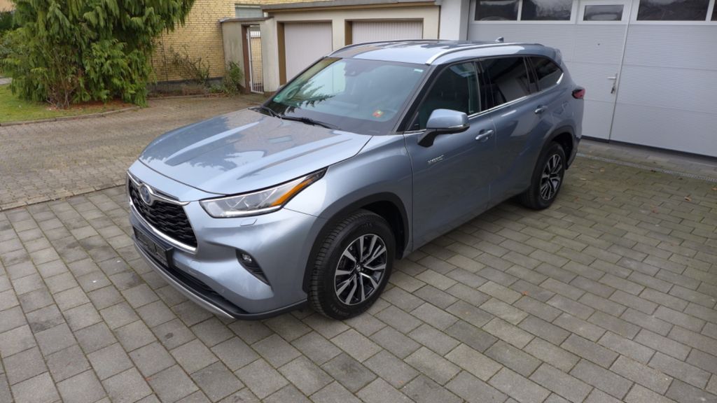 Toyota Highlander 124.785 km 41.750 &euro; Gladbeck 45968