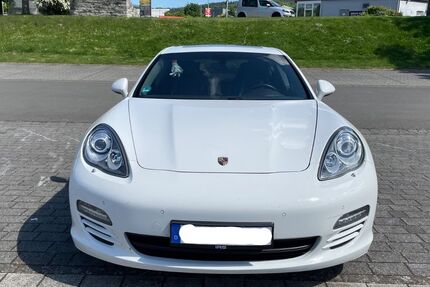 Porsche Panamera 189.000 km 17.999 &euro; Ochtendung 56566