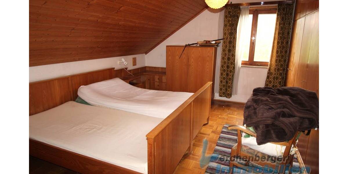 Einfamilienhaus Landau an der Isar Landau - 1 Zimmer, 240 m&sup2;, 429.000&euro; | Angebot:26657485