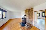 Moderne 2 Zimmer Wohnung mit Traumgarten & Garage in ruhiger Lage