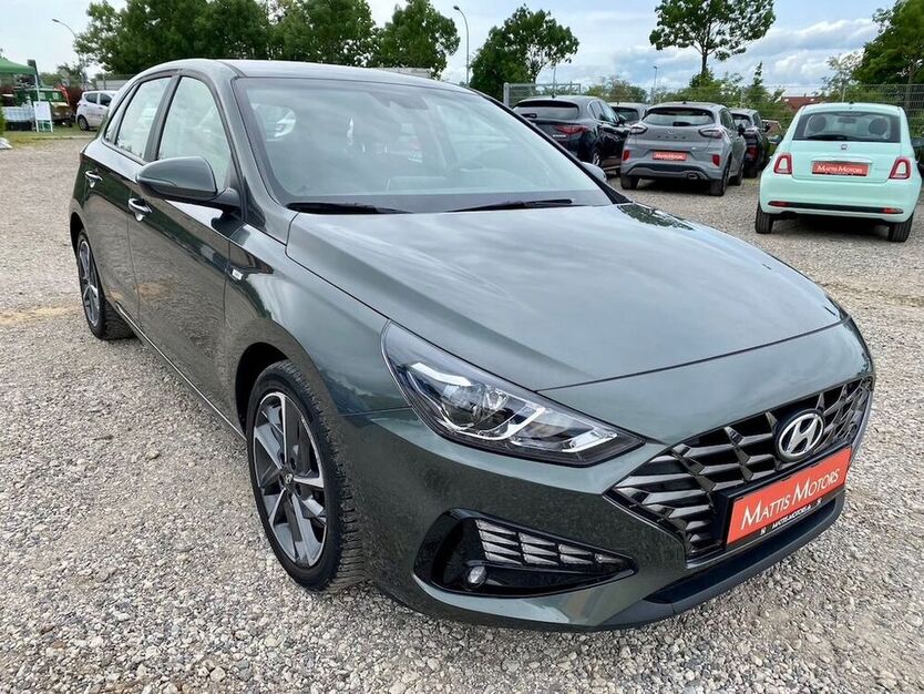 i30