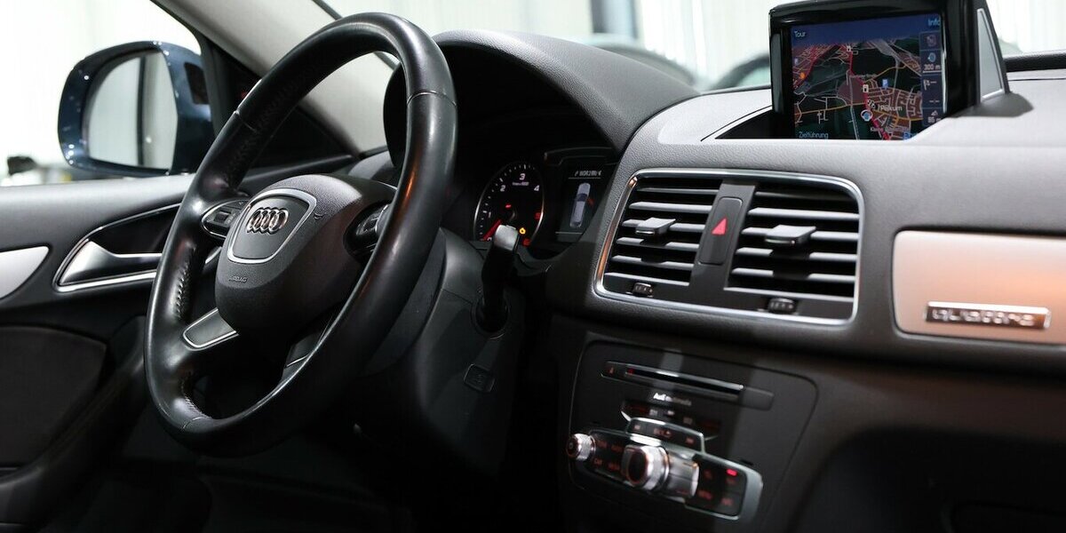 Audi Q3 2.0 TDI QUATTRO / XENON, LEDER, NAVI+ 155.000 km 15.444 &euro; Hamm 59077