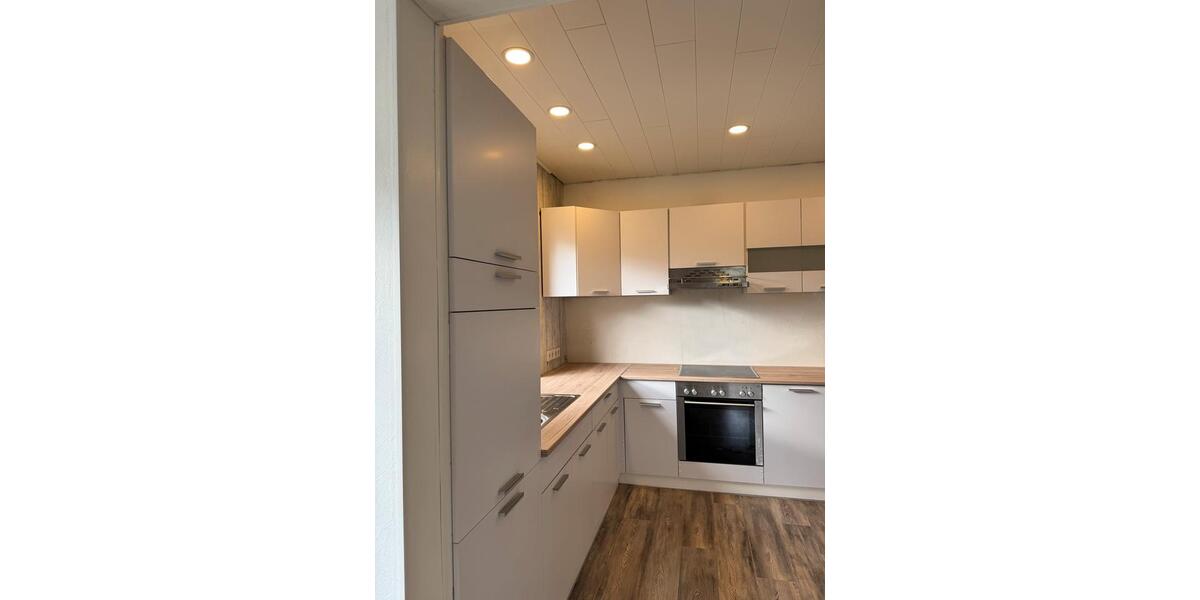 Erdgeschoßwohnung Soltau - 3 Zimmer, 100 m&sup2;, 1.000&euro; | Angebot:26671622