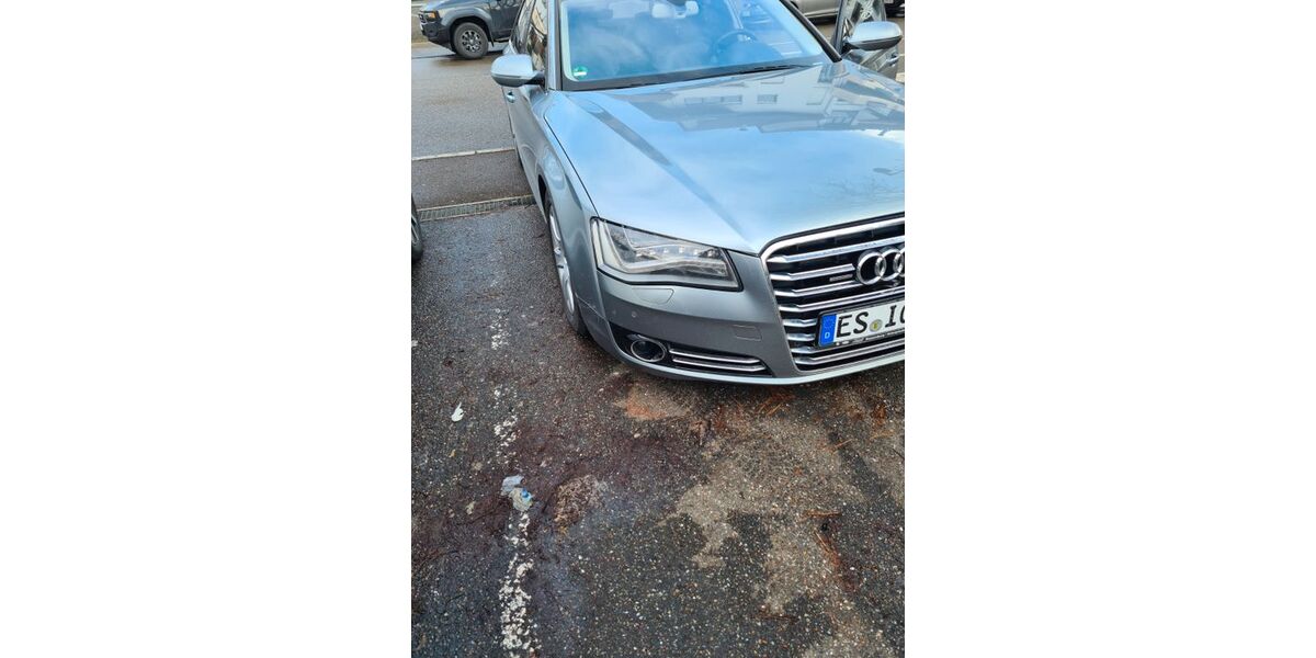 Audi A8 198.000 km 14.590 &euro; Esslingen 73734