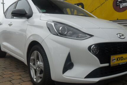 Hyundai i10 16.016 km 12.999 &euro; Chemnitz/Mittelbach 09224