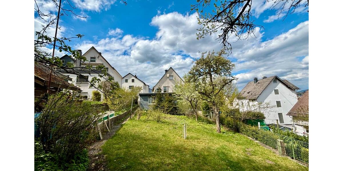 Einfamilienhaus Siegen Weidenau - 6.5 Zimmer, 150 m&sup2;, 324.000&euro; | Angebot:26253376