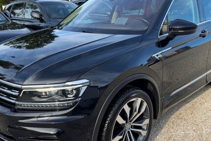 VW Tiguan 136.555 km 22.900 &euro; Tuttlingen 78532