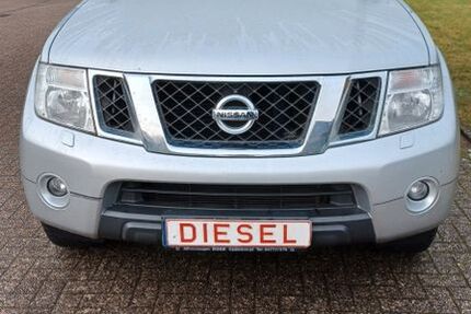 Nissan Navara 198.000 km 10.950 &euro; Cadenberge 21781