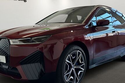 BMW iX 47.900 km 57.900 € Erding 85435