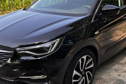 Opel Grandland (X) 88.500 km 21.000 &euro; Brandenburg 14770