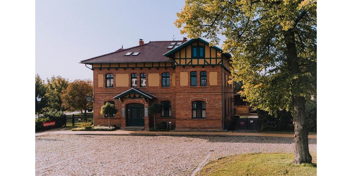 Einfamilienhaus Dargun - 12 Zimmer, 385 m&sup2;, 620.000&euro; | Angebot:26161717
