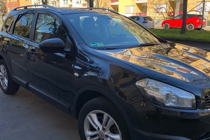Nissan Qashqai+2 296.000 km 3.000 &euro; Berlin 13349
