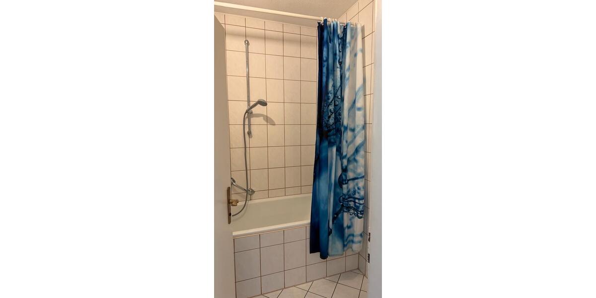 Etagenwohnung Ludwigsburg Hoheneck - 3 Zimmer, 70 m&sup2;, 1.200&euro; | Angebot:26671444
