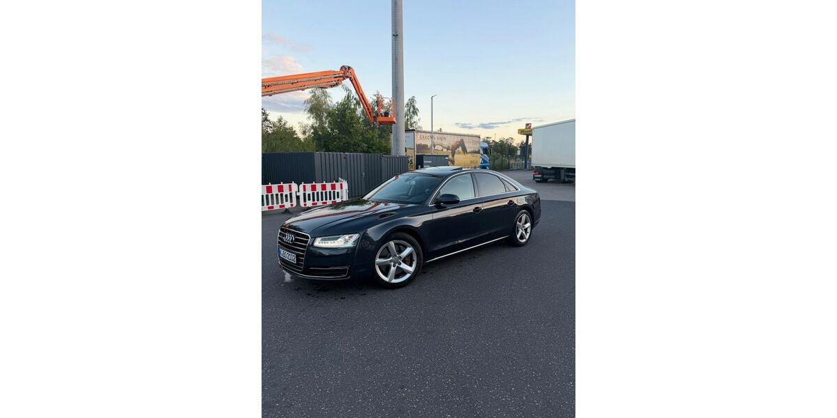 Audi A8 320.000 km 13.999 &euro; Kerpen 50169