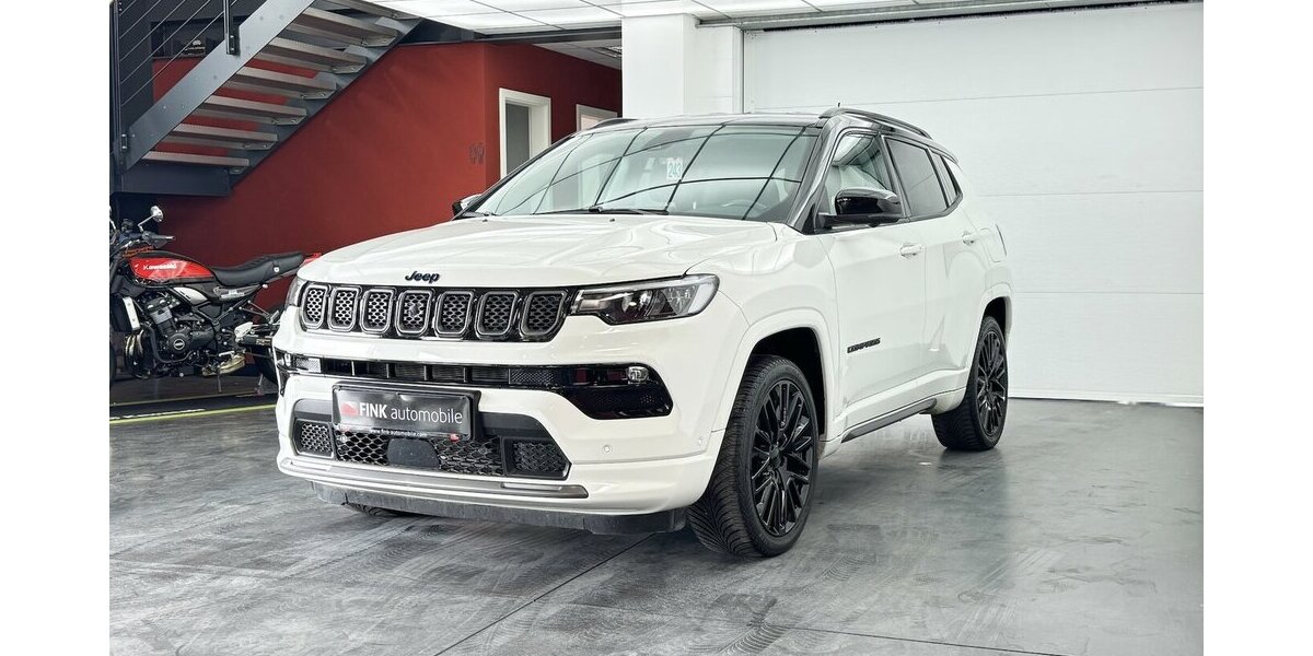 Jeep Compass S Plug-IN Hybrid 4WD 1.Hand Anhängerkplg 61.880 km 24.820 &euro; Lich 35423